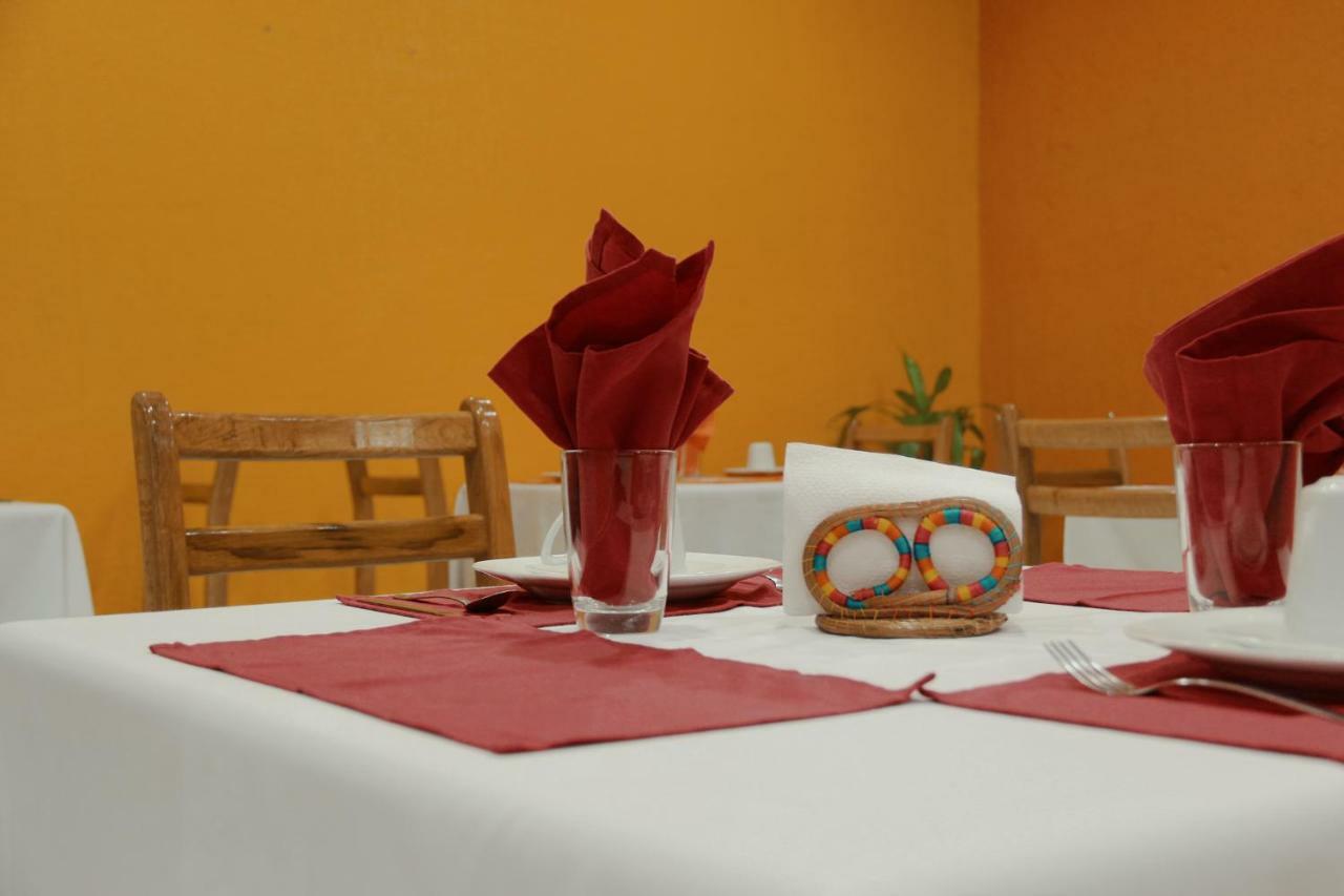 Hotel El Conquistador Monarca. Zitacuaro ภายนอก รูปภาพ