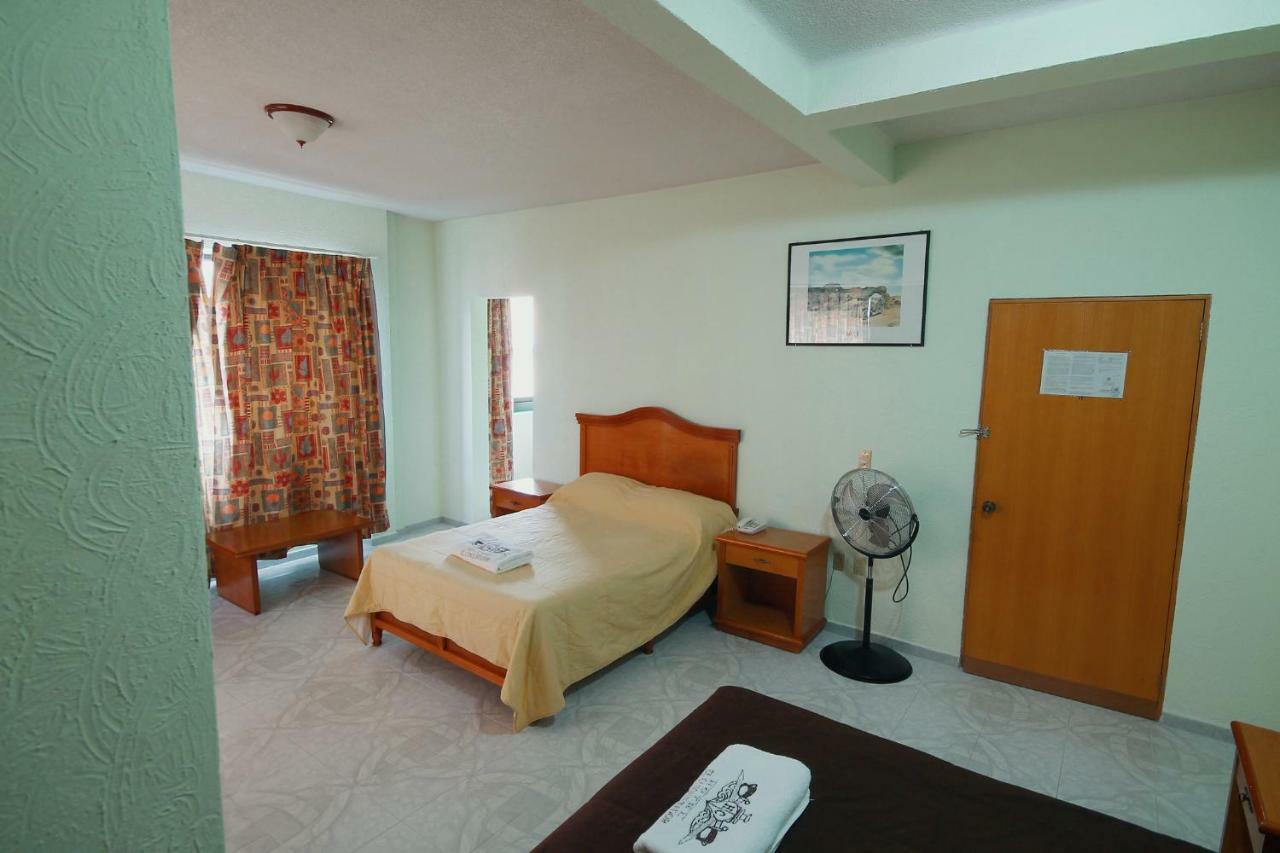 Hotel El Conquistador Monarca. Zitacuaro ภายนอก รูปภาพ